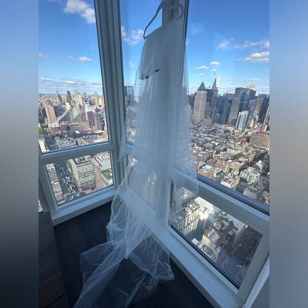 Brand New Pure White Whimsical Veil